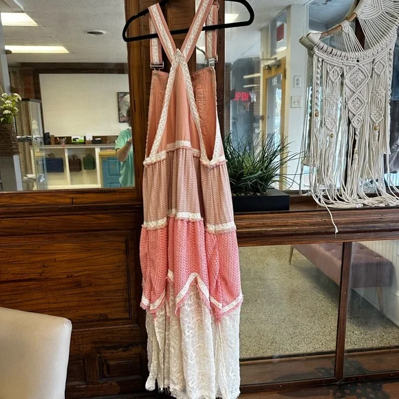 POL Pink and White Lace Trim Dress - Picture 2 of 3